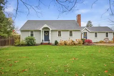 Cozy Home with Timeless Elegance and Inviting Spaces