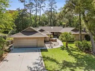 Renovated Pool Home Overlooking Heron Point Golf Course