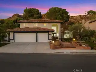 Luxurious Living with Pool, Spa, Mountain Views