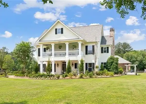 BEAUTIFUL EQUESTRIAN PARADISE