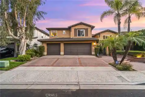A Gem in Sought-After Canyon Crest Estates