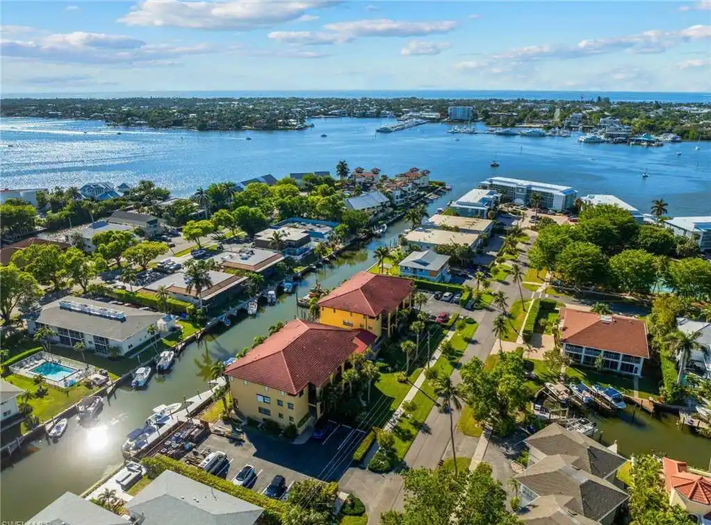 Bright and Airy Two Bedroom Condo