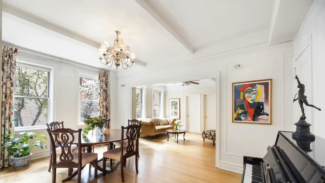 Sunny Pre-war Residence Just off Central Park