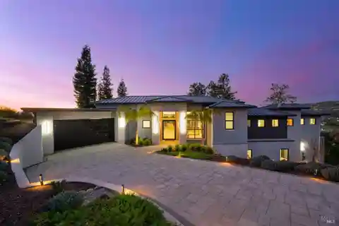 Skyfarm Luxury Estate