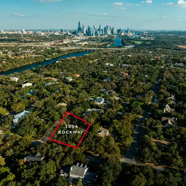 CRAFT YOUR DREAM HOME IN THE HEART OF ROLLINGWOOD