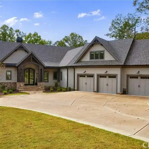 BRAND NEW SIX BEDROOM HOME IN THE COVETED RICHLAND POINTE AREA