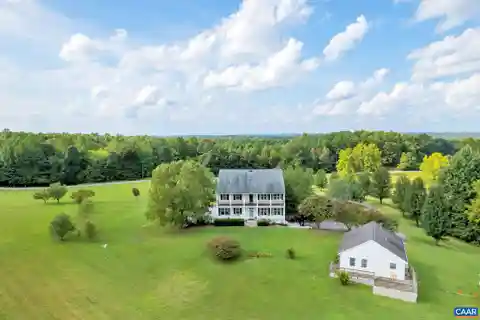 Peaceful Farm Living on 20 Acres