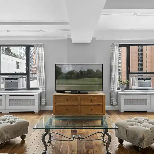 BRIGHT CORNER HOME WITH ART DECO FLAIR