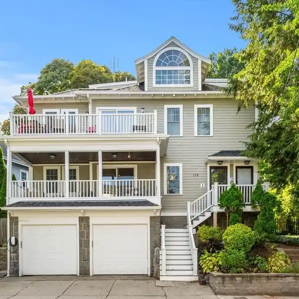 EXCEPTIONAL SUN-FILLED DUPLEX