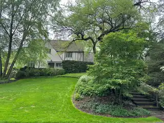 Unique Bowman Tudor