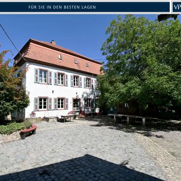 ALSHEIM CASTLE