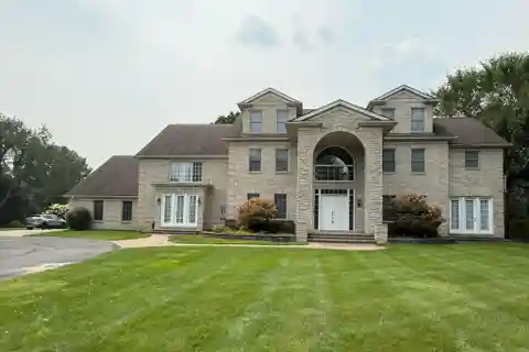 Breathtaking Estate