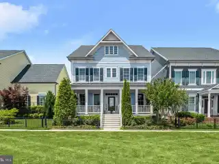 Luxurious Stunner in Garden District