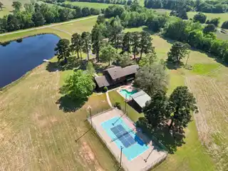 Awe-inspiring 125-acre Property