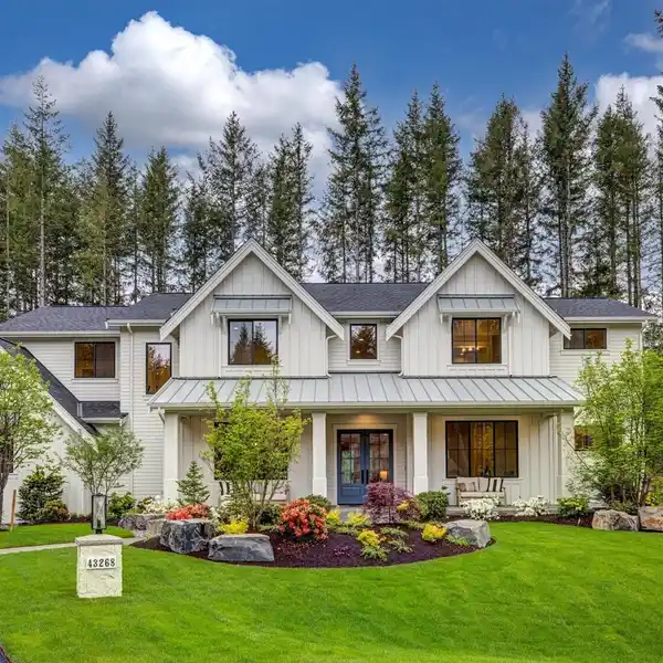 NEW HOME IN ACCLAIMED THREE RIVERS