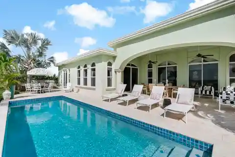 Stunning Caribbean Villa in Exclusive Carden Beach