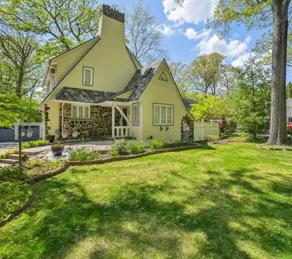 LOVELY TUDOR HOME IN A FOREST SETTING
