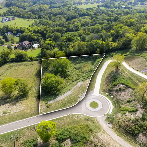 BREATHTAKING PROPERTY IN PRIME LOCATION