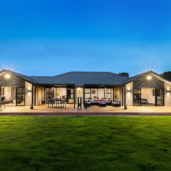 STUNNING PROPERTY IN PRESTIGIOUS COUNTRYSIDE LOCATION