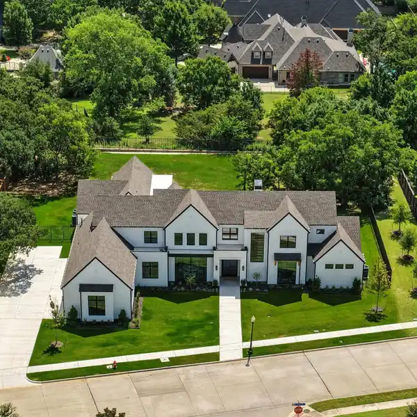 GORGEOUS CALAIS CUSTOM HOME