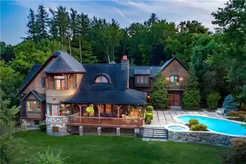 Extraordinary Skaneateles Lake Waterfront Estate