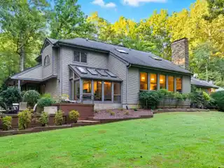 Newly Remodeled Contemporary Home on 3.39 Acres