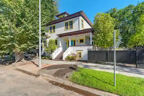Gorgeous 1912 Craftsman Home in Mansion Flats