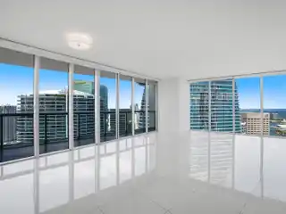 Stunning High-Floor Unit with Stunning Bay and Skyline Views