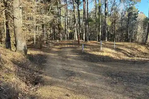 Secluded Sportsman’s Paradise Near Buffalo River