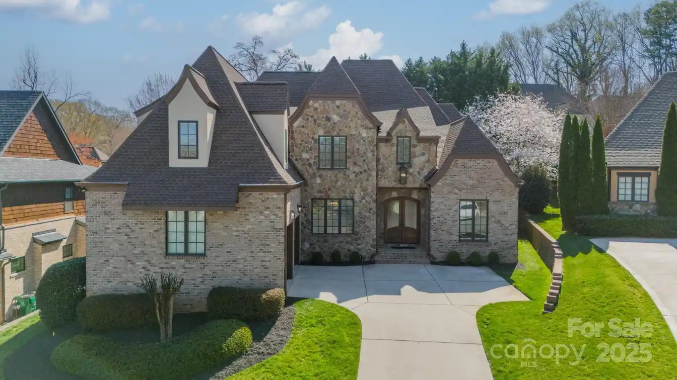 Beautiful Move-in Ready Home