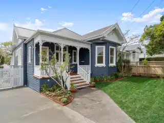 Vibrant Villa on Large Land