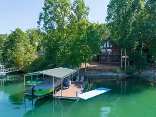 Lake Keowee Waterfront and Mountain View Living