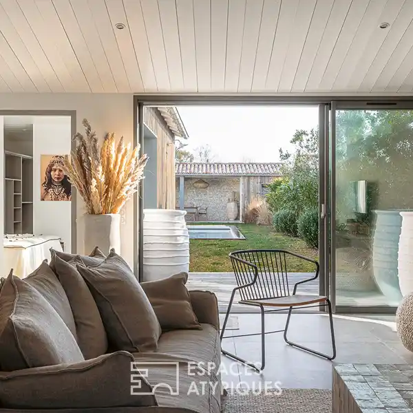 PEACEFUL ENTIRELY RENOVATED SINGLE-STOREY HOME