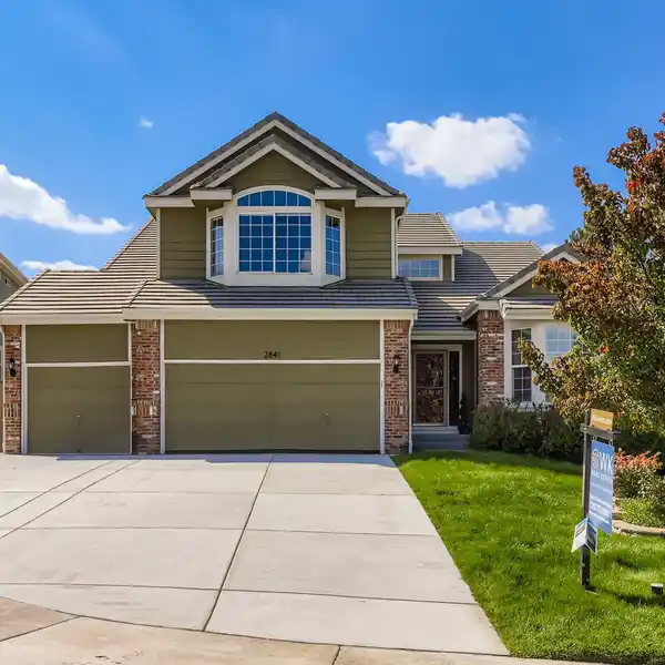 SPACIOUS HOME WITH SCENIC FLATIRON VIEWS