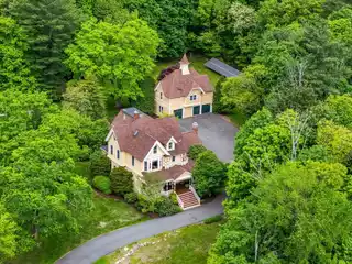 Victorian Masterpiece on 2.53 Acres