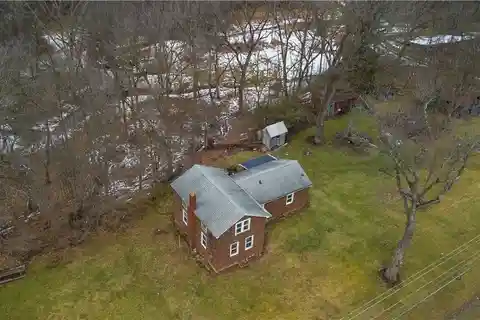 80 Acres Close to Urban Amenities