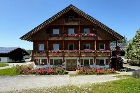 Idyllic Country Living