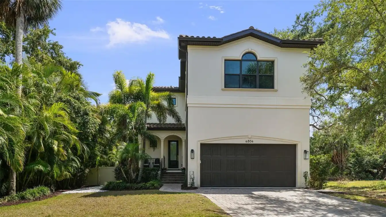 Meticulously Maintained Home in Beach Park