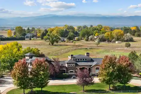 High-End Modern Luxury Masterpiece