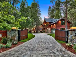 Stunning New Residence on Incline Championship Golf Course