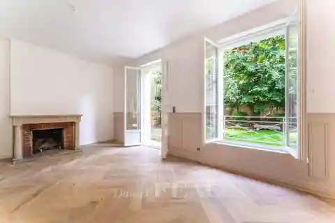 Entirely Renovated Private Mansion