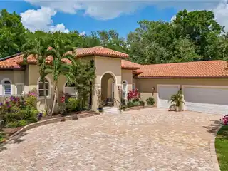 Custom Stunner on 2.5 Acres
