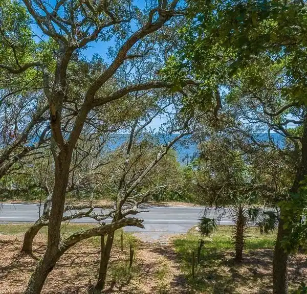 BEAUTIFUL WATERFRONT LOT WITH ENDLESS POTENTIAL