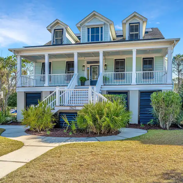 CUTTING EDGE LOW COUNTRY TRADITIONAL STYLE HOME