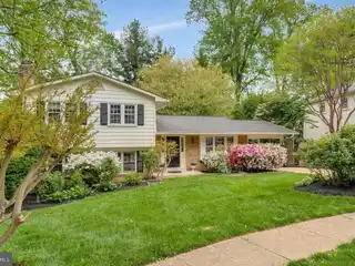 Enchanting Garden Lot Ready for Your Vision