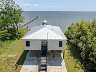 Coastal Luxury Living at Its Finest