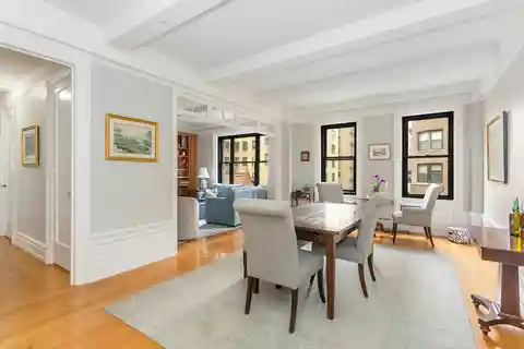 Fully Renovated Classic 6