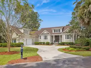 Renovated Lowcountry Home Overlooking the Nicklaus Course