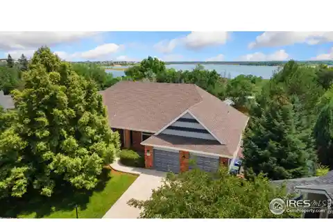 Beautifully Maintained Ranch-Style Home