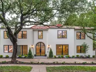 Opulent Residence in Prestigious Highland Park